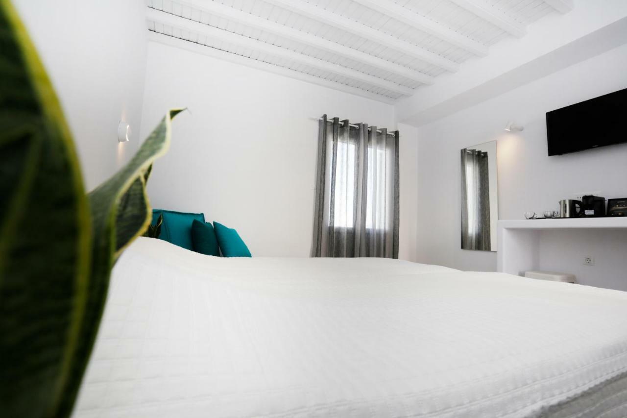 Morfoula's Aparthotel 2*